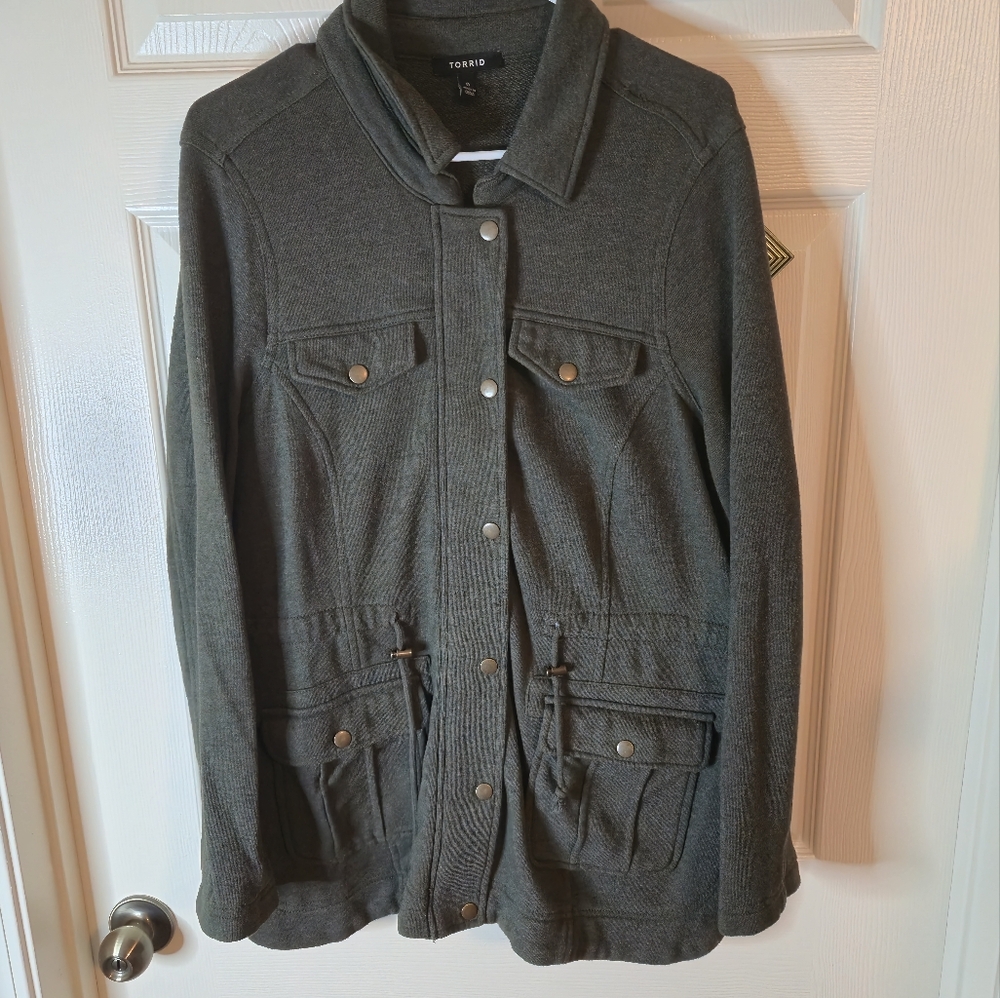 Torrid Olive Green sweater jacket With Snaps And Pockets